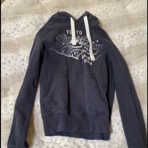 Super dry hoodie. Men’s medium